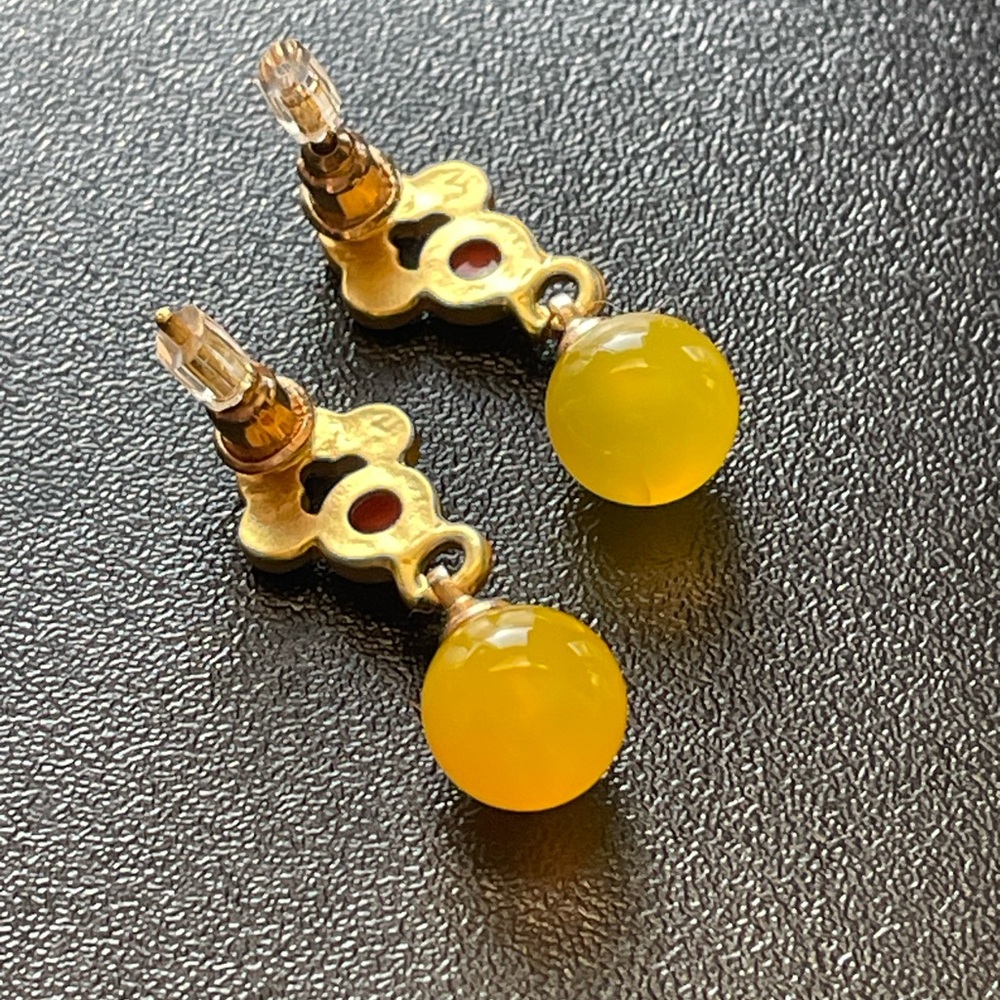 Colorful post earrings - Picture 2 of 3